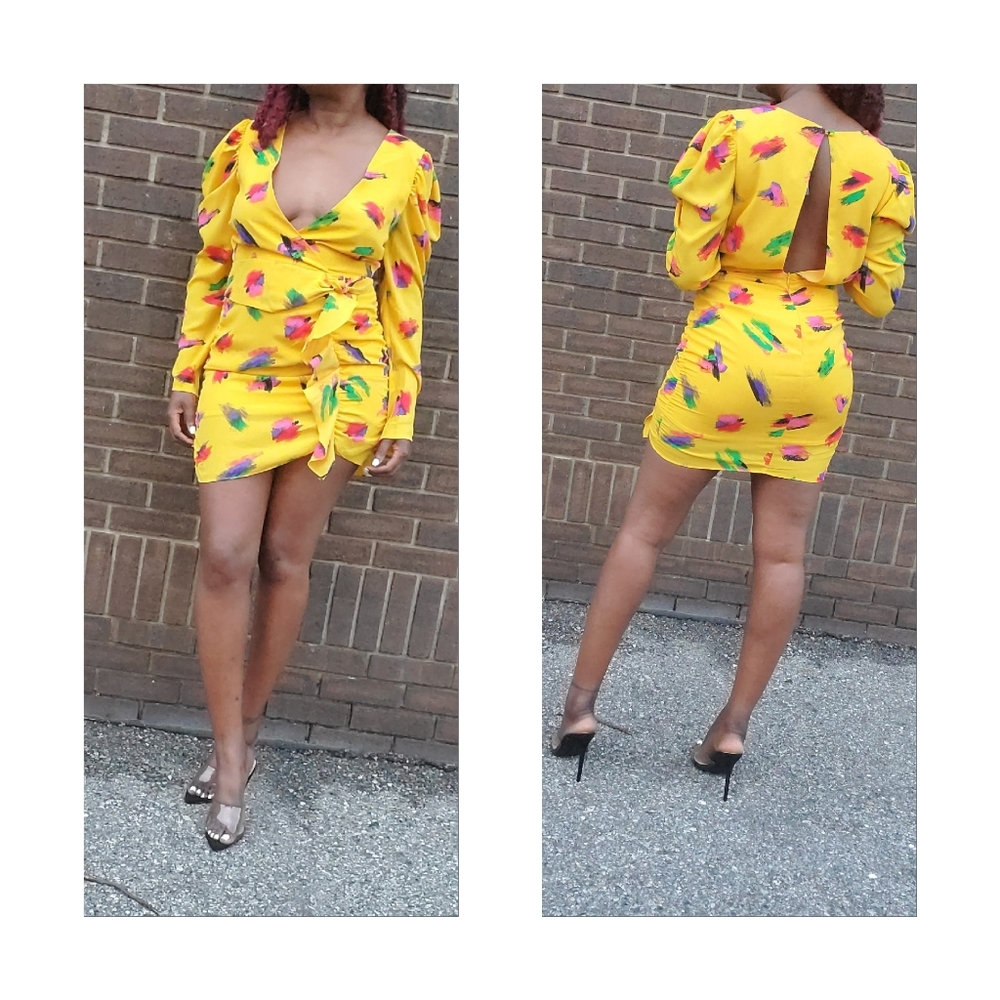 Long sleeve V neck dress - Picture 1 of 3